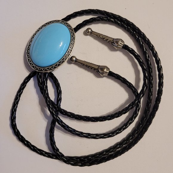 Bolo Tie - Picture 1 of 12